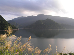 田子倉湖
